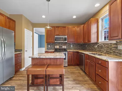 8024 Flora Ln, Pasadena, MD 21122 photo 16