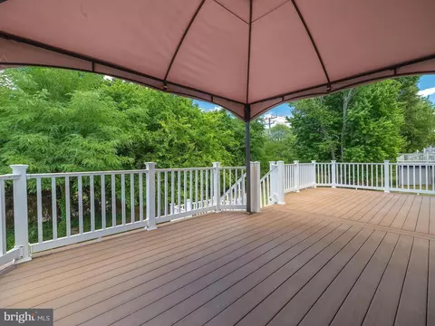 8024 Flora Ln, Pasadena, MD 21122 photo 46
