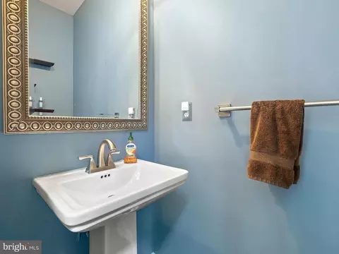 8024 Flora Ln, Pasadena, MD 21122 photo 17