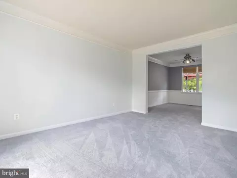 8024 Flora Ln, Pasadena, MD 21122 photo 9