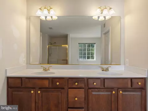 8024 Flora Ln, Pasadena, MD 21122 photo 28