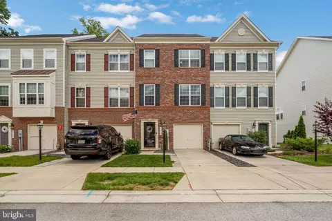 7713 Gaston Pl, Glen Burnie, MD 21060