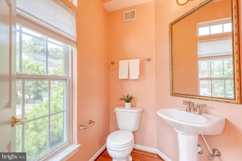 Bath - 1503 Martock Ln, Hanover, MD 21076 photo 1 of 3