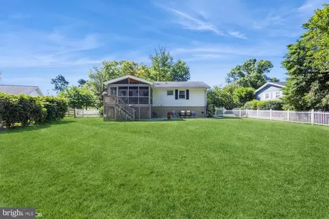Exterior - 602 Edwards Rd, Annapolis, MD 21409 photo 9 of 10