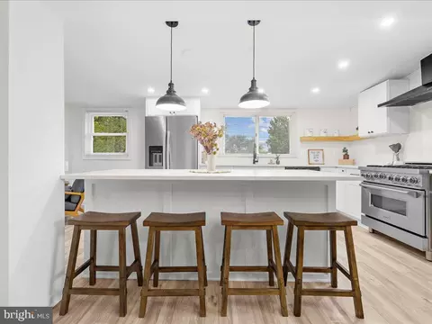 Kitchen - 1 Elm Rd, Riva, MD 21140 photo 2 of 5