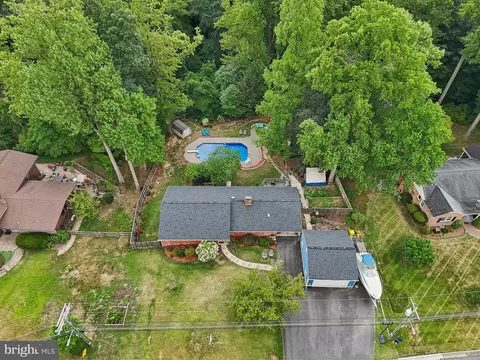 View/Area - 527 Higgins Dr, Odenton, MD 21113 photo 9 of 11