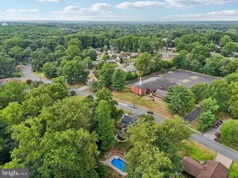 View/Area - 527 Higgins Dr, Odenton, MD 21113 photo 5 of 11