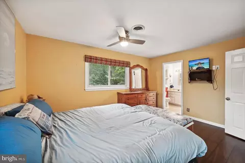 Bedroom - 527 Higgins Dr, Odenton, MD 21113 photo 9 of 11