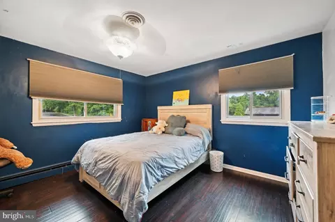 Bedroom - 527 Higgins Dr, Odenton, MD 21113 photo 8 of 11