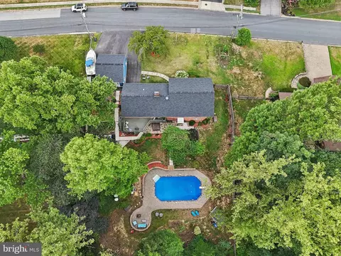 View/Area - 527 Higgins Dr, Odenton, MD 21113 photo 7 of 11