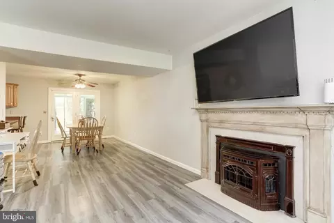7774 Old House Rd, Pasadena, MD 21122 photo 6