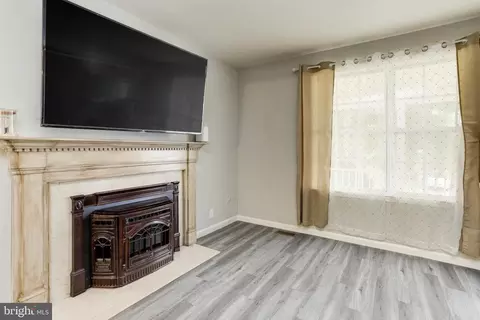 7774 Old House Rd, Pasadena, MD 21122 photo 5