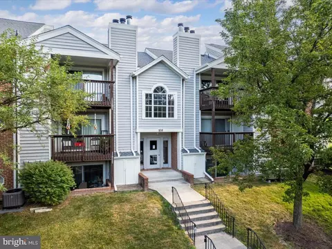 208 Water Fountain Ct #101, Glen Burnie, MD 21060