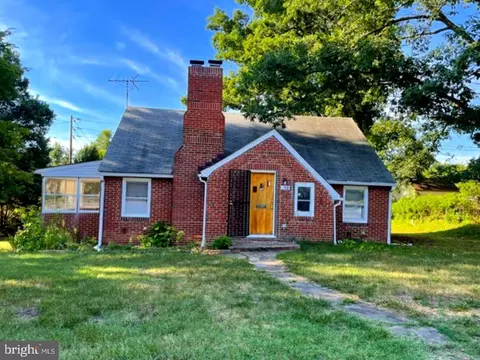 108 15th Ave, Brooklyn, MD 21225