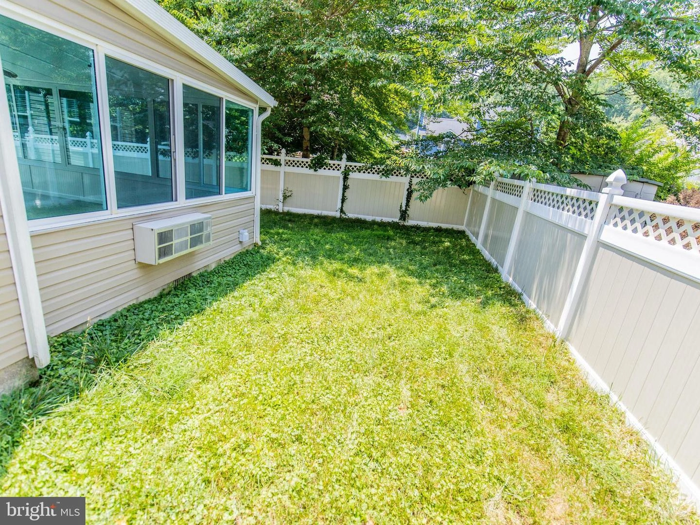 Exterior - 3582 2nd Ave, Edgewater, MD 21037 photo 11 of 17