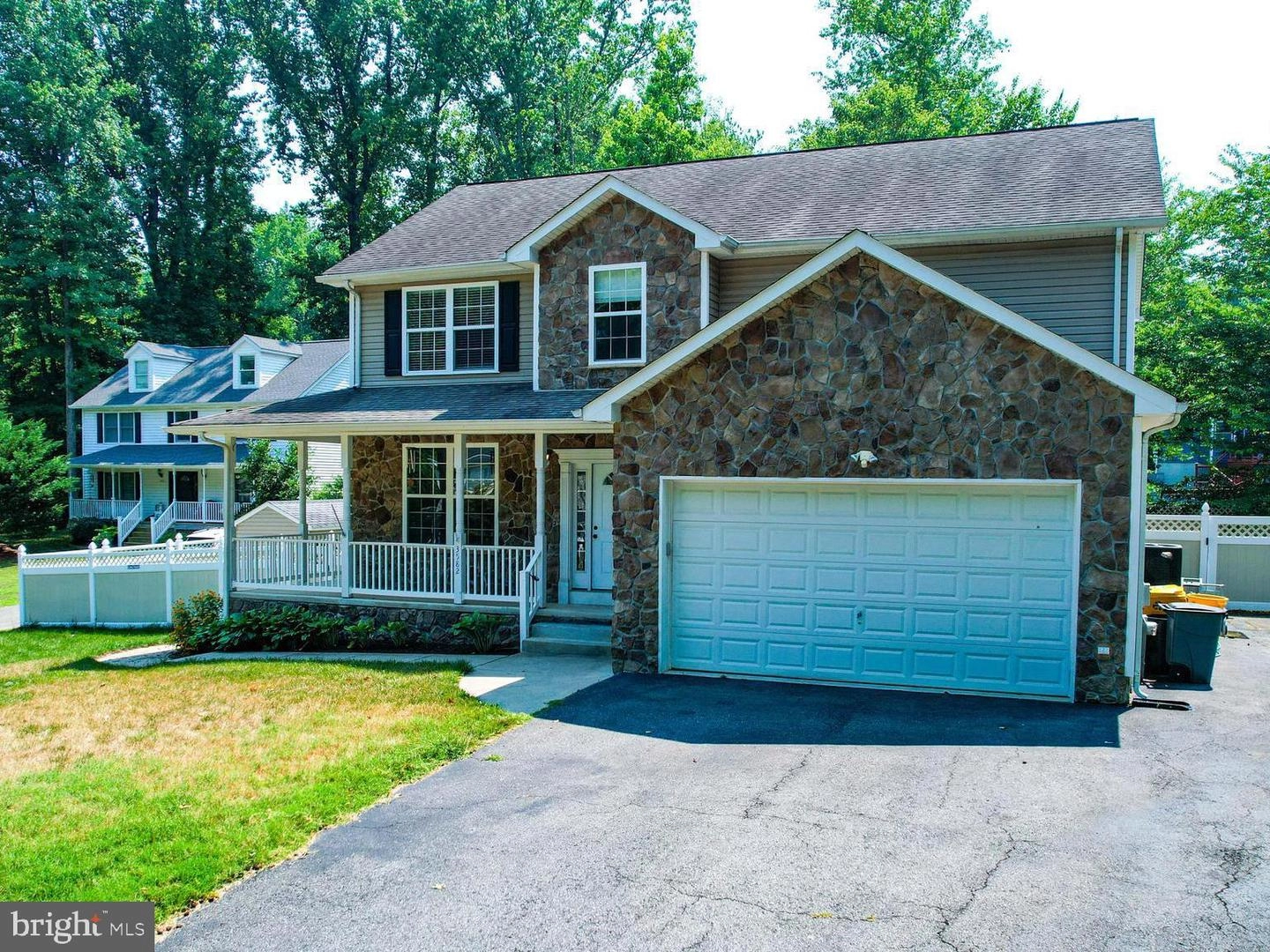 Exterior - 3582 2nd Ave, Edgewater, MD 21037 photo 3 of 17