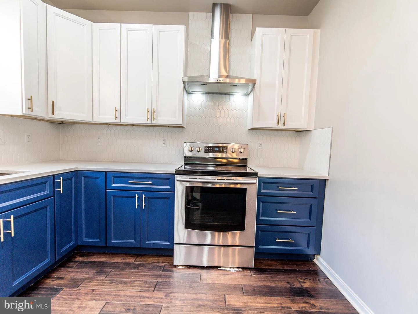 Kitchen - 3582 2nd Ave, Edgewater, MD 21037 photo 5 of 5