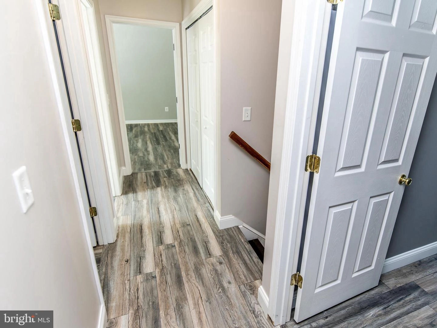 Entry Way - 3582 2nd Ave, Edgewater, MD 21037 photo 6 of 7