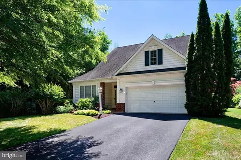 2619 Salford Dr, Crofton, MD 21114