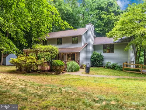 1185 W Mahogany Ln, Crownsville, MD 21032
