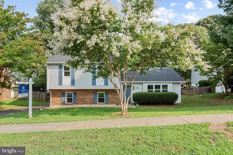 954 Seahorse Ct, Annapolis, MD 21409