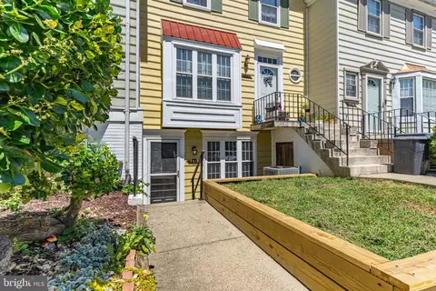 1518 Lowell Ct, Crofton, MD 21114