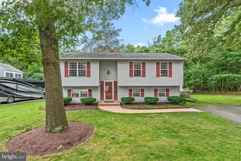 146 Kentucky Ave, Pasadena, MD 21122