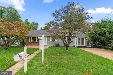 106 Broadway Ave, Glen Burnie, MD 21061