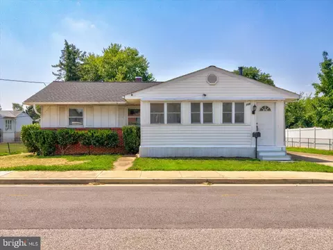 105 Wallace Ave, Brooklyn, MD 21225
