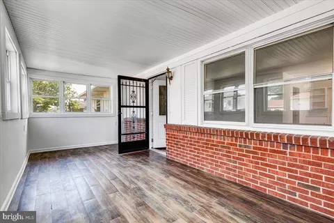 Exterior - 105 Wallace Ave, Brooklyn, MD 21225 photo 3 of 6