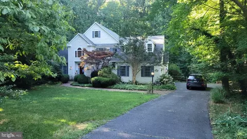 232 Meadowgate Dr, Annapolis, MD 21409
