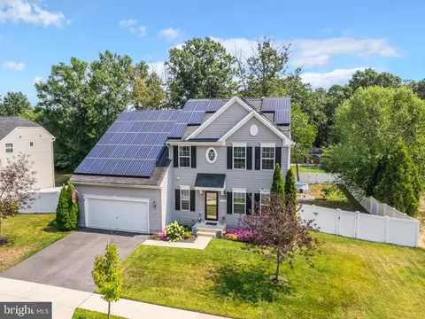 826 Drake Ln, Severn, MD 21144