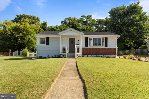 212 Cheddington Rd, Linthicum Heights, MD 21090
