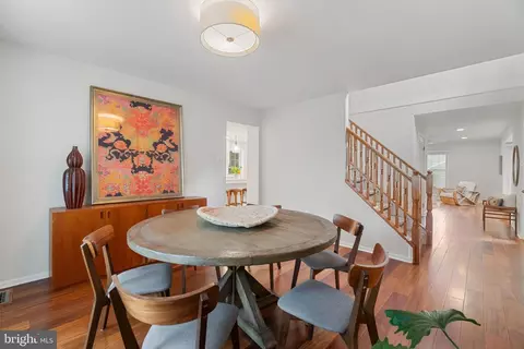 Dining - 1432 Oak Bluff Rd, Edgewater, MD 21037 photo 2 of 3