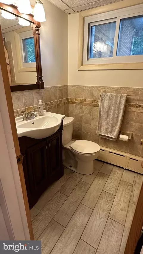 Bath - 426 Edgewater Rd, Pasadena, MD 21122 photo 1 of 3