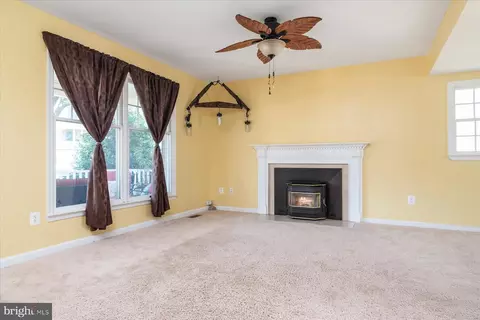 7767 Old House Rd, Pasadena, MD 21122 photo 8