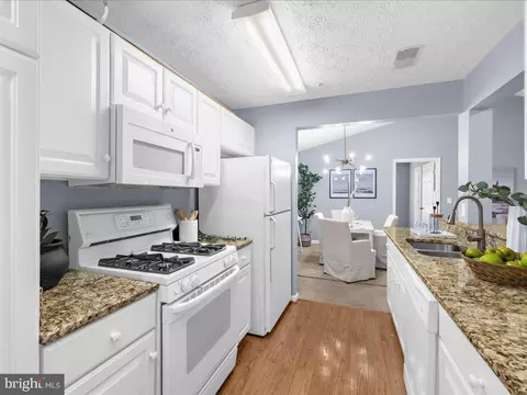 653 Burtons Cove Way #12, Annapolis, MD 21401