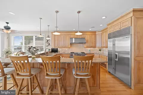 709 Cottage Dr, Arnold, MD 21012 photo 11