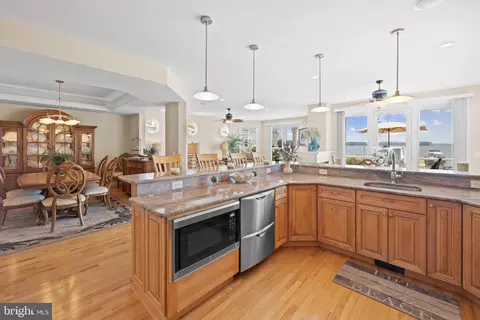709 Cottage Dr, Arnold, MD 21012 photo 12