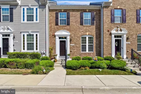7270 Dorchester Woods Ln, Hanover, MD 21076