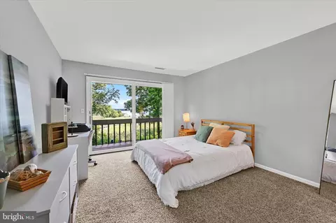 Bedroom - 339 Eagle Hill Rd, Pasadena, MD 21122 photo 3 of 7