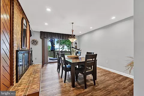 Dining - 339 Eagle Hill Rd, Pasadena, MD 21122 photo 1 of 3