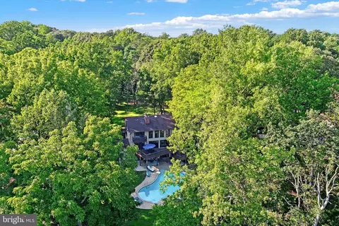 View/Area - 339 Eagle Hill Rd, Pasadena, MD 21122 photo 4 of 9