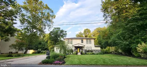 8122 Elizabeth Rd, Pasadena, MD 21122 photo 4