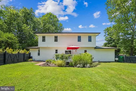 8122 Elizabeth Rd, Pasadena, MD 21122 photo 8