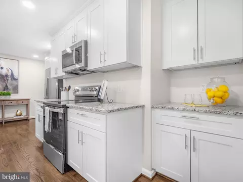Kitchen - 1587 Chocataw Rd, Arnold, MD 21012 photo 5 of 5