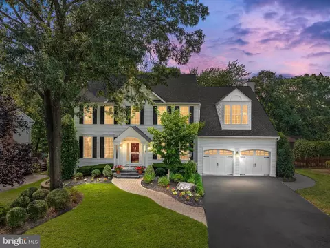 302 Otto Ln, Gambrills, MD 21054