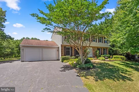 Exterior - 279 Greenridge Dr, Dunkirk, MD 20754 photo 2 of 10