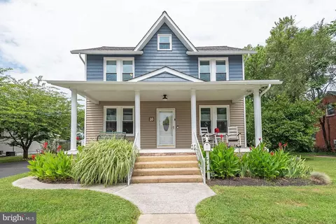 10 Hampton Rd, Linthicum Heights, MD 21090