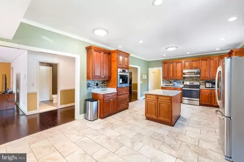 61 Magothy Beach Rd, Pasadena, MD 21122 photo 20